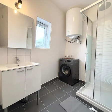 Renovated For 6 Guests -
