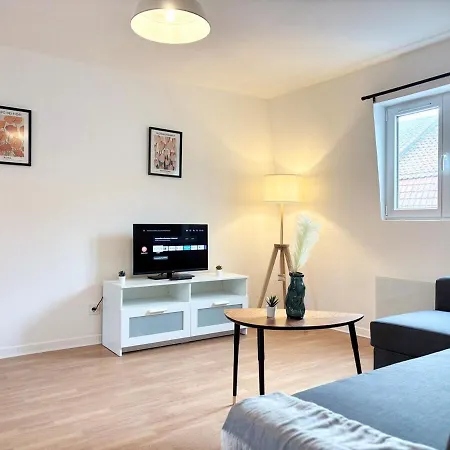 Renovated For 6 Guests - Roubaix